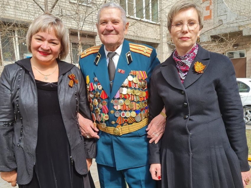 ​Союз женщин Забайкалья накануне Дня Победы поздравил ветеранов